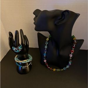 Good preowned lot a ring necklace bracelets. Cute jewelry lot